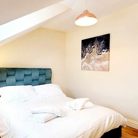 Apartment 5 - Two Bedroom Luxury Apartment Close To Town, Mainline Rail & Theatre Stylish And Comfortable Darlington  Dış mekan fotoğraf