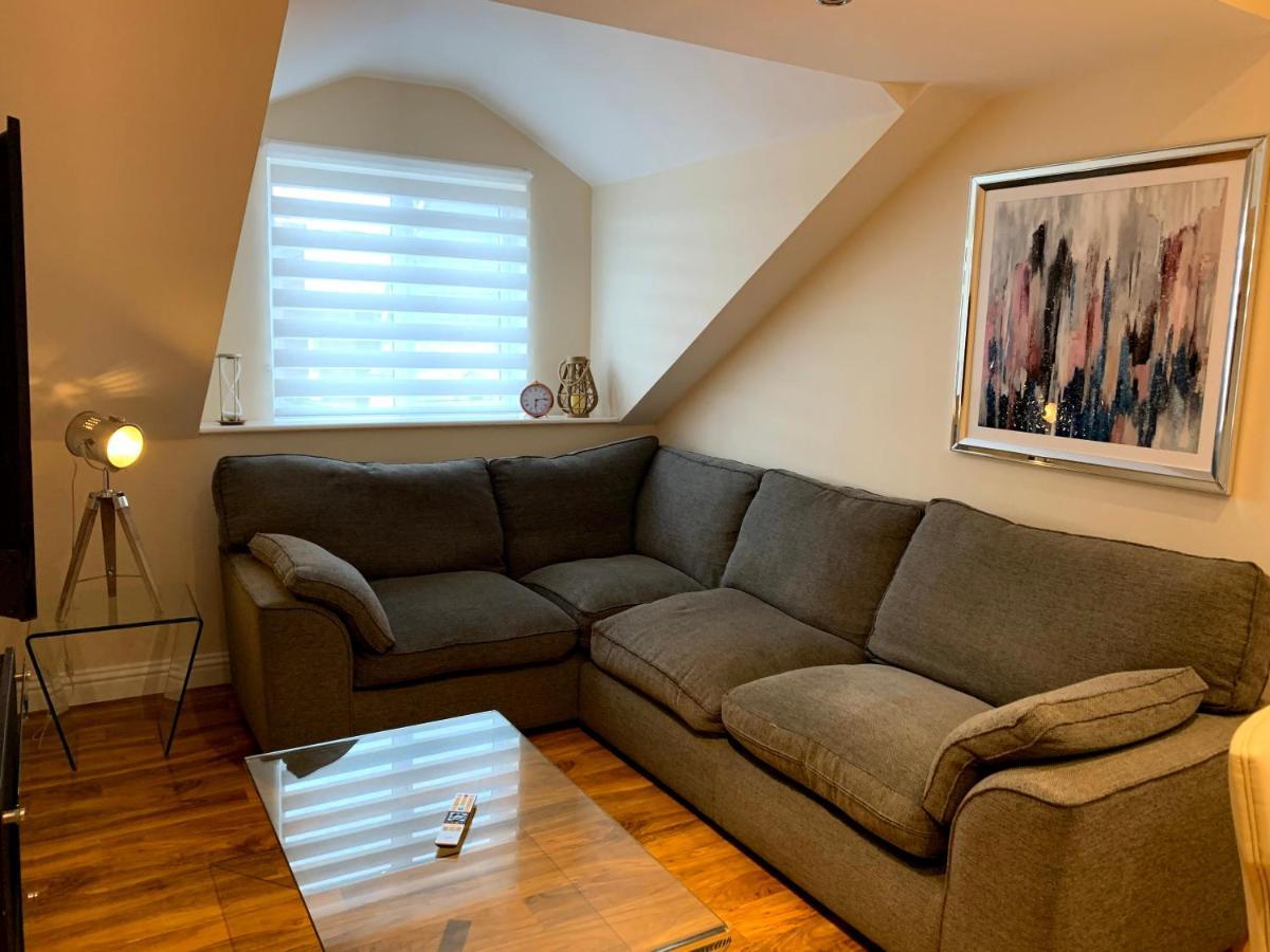 Apartment 5 - Two Bedroom Luxury Apartment Close To Town, Mainline Rail & Theatre Stylish And Comfortable Darlington  Dış mekan fotoğraf